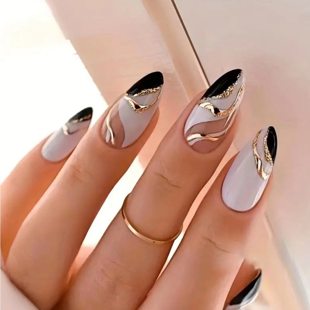 BRAND NEW Press-On Nails